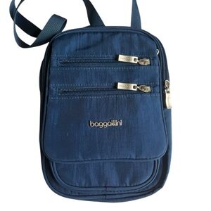 Baggallini Journey RFID-Blocking Crossbody Bag Travel Vacation Blue